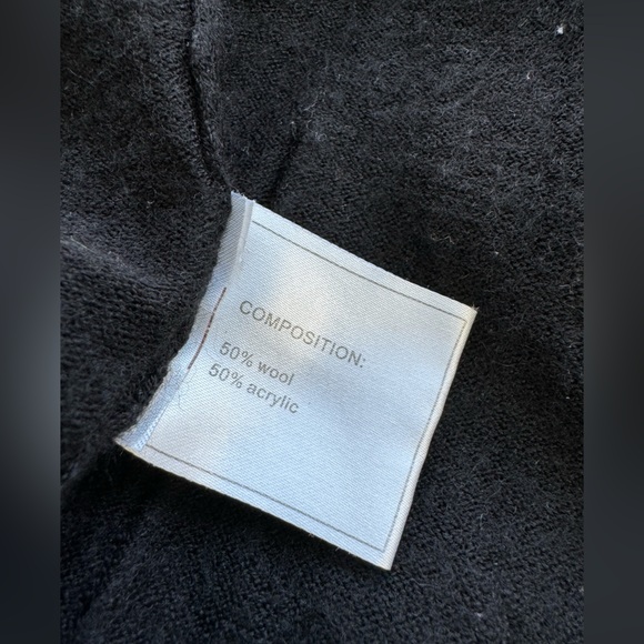 Vintage Chanel Uniform 1980s Wool knit Cardigan Black size 40 - Picture 6 of 7